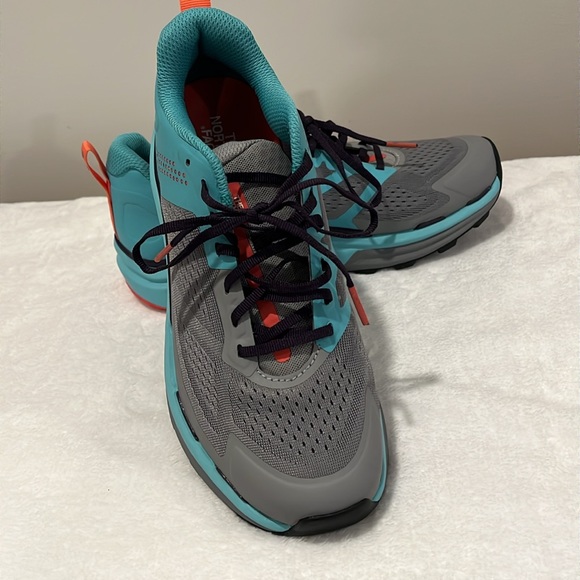 NWOT  The North Face VECTIV
Enduris women's size 8. Trail Running shoes - Picture 7 of 12